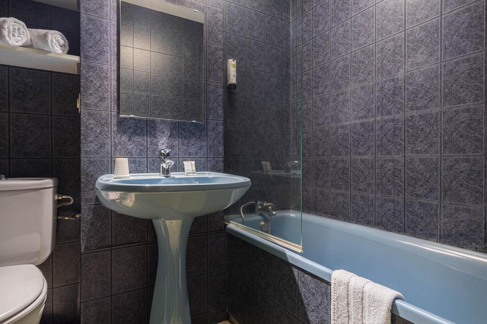 Logis Hotel Restaurant L'Abri Blavozy Zewnętrze zdjęcie